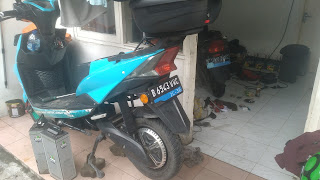 AR2,EV GARAGE