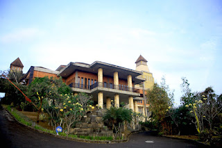 Bukit Gumati Batutulis Convetion Hotel