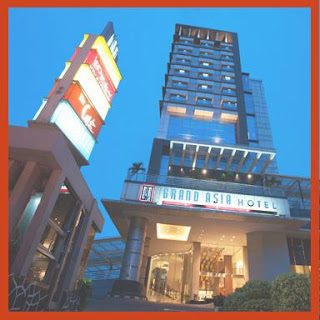 Golden Hands