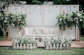 Maeera Decoration