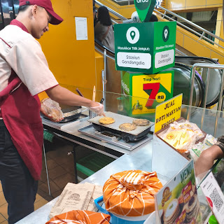 Roti Maryam Salman Stasiun Gondangdia
