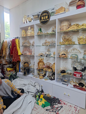 Sewa Baju Adat - WOW Gallery