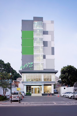 Whiz Hotel Cikini Raya Jakarta